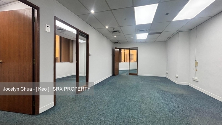 International Plaza (D2), Office #616473261